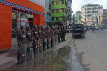 সারাদেশে ২৮৫৭ পূজামণ্ডপের নিরাপত্তায় ৪৩০ প্লাটুন বিজিবি