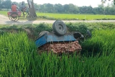 গাইবান্ধায় ট্রলির ধাক্কায় কিশোরী নিহত