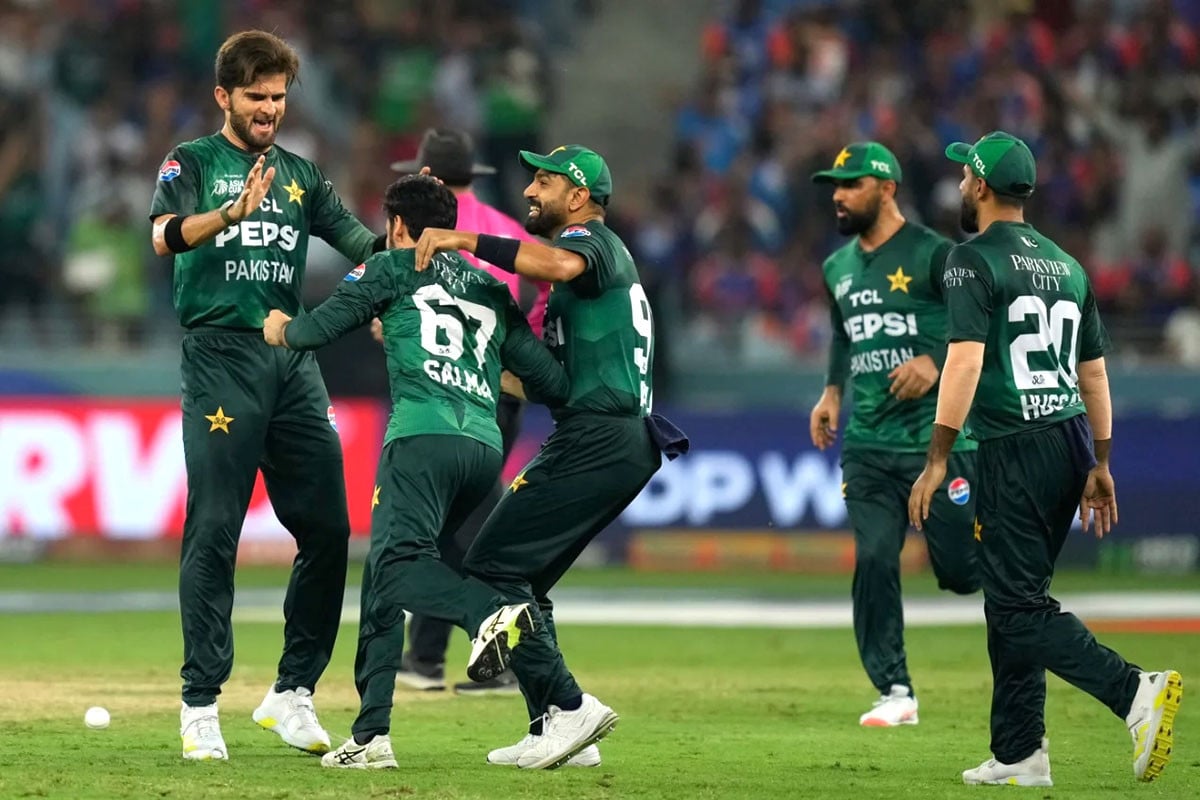 পাওয়ার প্লেতে ভারতকে চাপে ফেললো পাকিস্তান