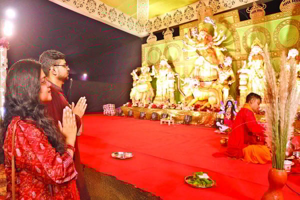 নবপত্রিকা প্রবেশে আজ মহাসপ্তমী