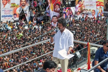 আমি অসহনীয় যন্ত্রণা ও শোকে কাতর: থালাপতি বিজয়