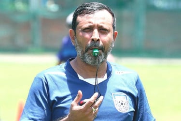 এবার নারী দলের কোচিংয়ে টিটু