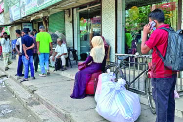 চতুর্থ দিনের মতো দূরপাল্লার বাস বন্ধ