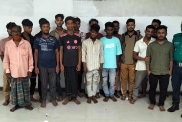 রাজধানীর মোহাম্মদপুরে বিশেষ পুলিশি অভিযানে গ্রেফতার ১৬