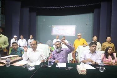 স্বচ্ছ লটারির মাধ্যমে ঢাকায় ওএমএস ডিলার নিয়োগ