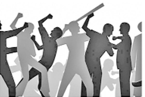 সামাজিক অস্থিরতা চরমে, সহিংস হচ্ছে মানুষ