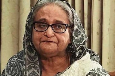 ৫ আগস্টই মুছে ফেলা হয় শেখ হাসিনার ১ হাজার কল রেকর্ড