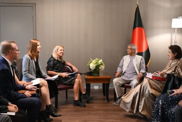 আন্তর্জাতিক মানবাধিকার কর্মীদের আরও ঘন ঘন বাংলাদেশে আসার আহ্বান প্রধান উপদেষ্টার