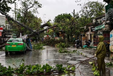 টাইফুন বুয়ালোইয়ে ভিয়েতনামে মৃত্যু বেড়ে ১৯