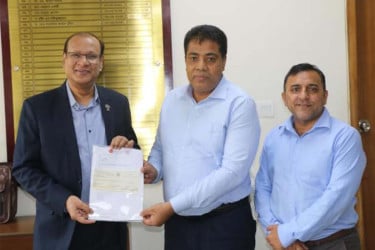 শ্রমিক কল্যাণ তহবিলে প্রাণ-আরএফএল গ্রুপের অনুদান