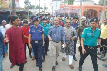 আওয়ামী লীগের কার্যক্রমে নিষেধাজ্ঞা প্রত্যাহারের সম্ভাবনা নেই : আসিফ নজরুল