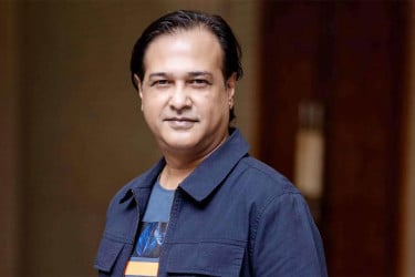 বিনা প্রতিদ্বন্দ্বিতায় বিসিবি পরিচালক আসিফ আকবর