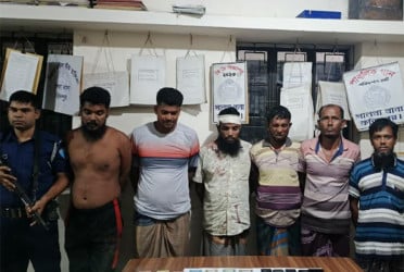ফরিদপুরে জুয়া খেলার অভিযোগে গ্রেফতার ৬