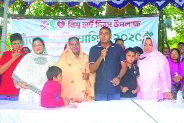 বগুড়ায় হার্ট দিবস উপলক্ষে আন্তজেলা সাঁতার প্রতিযোগিতা