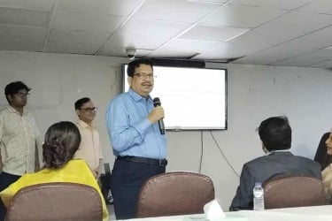 দেশকে উন্নতির শিখরে নিতে সরকারের সঙ্গে একযোগে কাজ করতে হবে : শিমুল বিশ্বাস