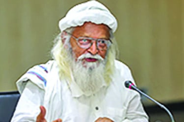 স্বাস্থ্যকে বাজারজাত পণ্য বানানো হয়েছে