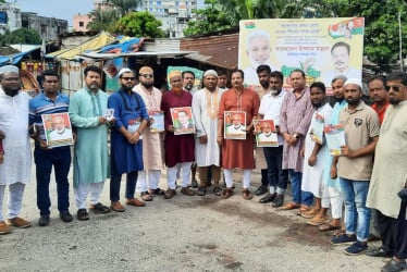 সিদ্ধিরগঞ্জে মান্নানের নির্দেশনায় বিএনপির লিফলেট বিতরণ