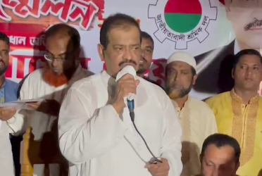 শ্রমিকদের ন্যায্য অধিকার প্রতিষ্ঠায় সবসময় পাশে বিএনপি : আবুল খায়ের