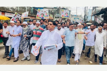 ডেমরায় ৩১ দফার লিফলেট বিতরণ ও ব্যাপক গণসংযোগ নবীউল্লাহ নবীর