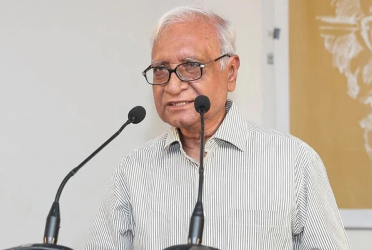শত্রুমিত্র বোঝা দায়