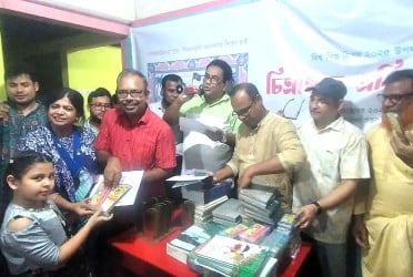 সোনারগাঁয়ে বিশ্ব শিশু দিবস উপলক্ষে চিত্রাঙ্কন প্রতিযোগিতা
