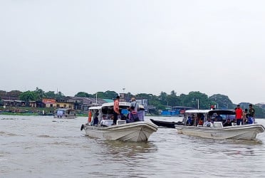 চাঁদপুরে মা ইলিশ সংরক্ষণ অভিযানে নৌ র‌্যালি
