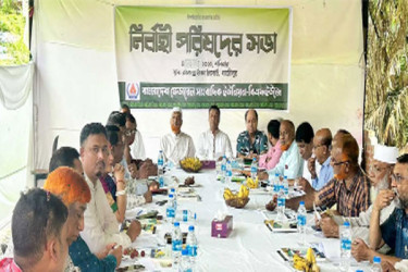 নবম ওয়েজ বোর্ড বাস্তবায়ন  দুই দিন ছুটিসহ ১০ দাবি