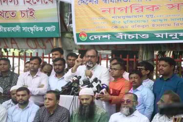 ‘নির্বাচিত সরকার প্রতিষ্ঠায় বাধা দানকারীরাই গণতন্ত্রের সবচেয়ে বড় শত্রু’