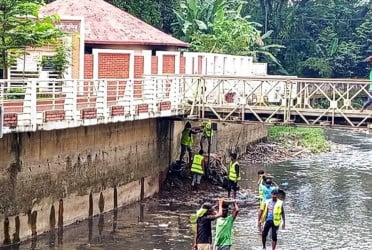 খাল পরিষ্কারে সিসিকের অভিযান
