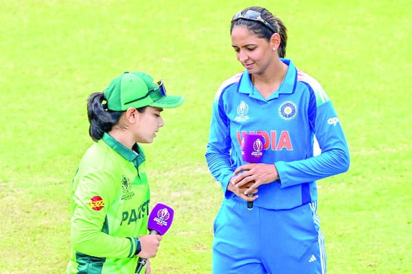 নারী বিশ্বকাপেও হাত মেলাল না ভারত-পাকিস্তান