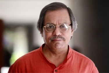শিক্ষাবিদ সৈয়দ মনজুরুল ইসলাম লাইফ সাপোর্টে