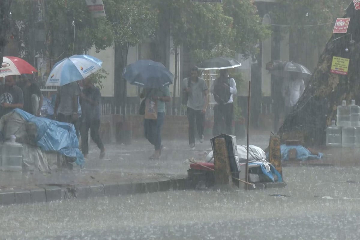 সন্ধ্যার মধ্যে ঢাকাসহ ১১ জেলায় ঝড়বৃষ্টির আভাস