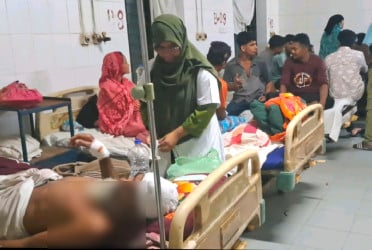 ডাব পাড়াকে কেন্দ্র করে দুই গ্রামবাসীর সংঘর্ষে আহত ১৫