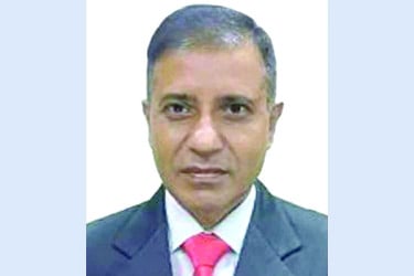 আইন ও বিচার বিভাগের সচিব হলেন লিয়াকত আলী মোল্লা