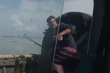 মেঘনা নদীতে পুলিশের ওপর হামলা, দুই চাঁদাবাজ গ্রেফতার