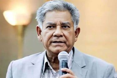 শ্রমিকদের বেতন মালিকদেরই দিতে হবে: শ্রম উপদেষ্টা