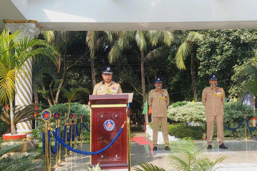 টাঙ্গাইলে বিভাগীয় ক্যাডেট এসআইদের প্রশিক্ষণ সমাপনী কুচকাওয়াজ