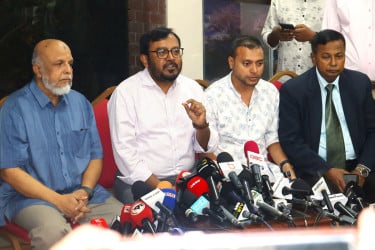 গণভোট কবে হবে এই সিদ্ধান্ত সরকার জানিয়ে দিক: মঞ্জু