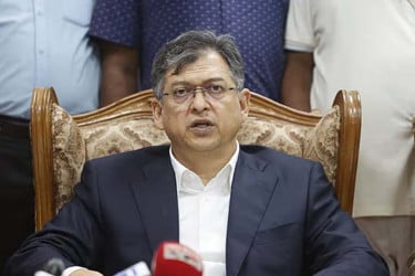 এখন গণভোট আয়োজন জাতীয় নির্বাচনকে পেছানোর প্রয়াস: সালাহউদ্দিন আহমদ