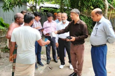 জেডআরএফ বিশেষজ্ঞ টিমের রংপুরে অ্যানথ্রাক্স সংক্রমণ এলাকা পরিদর্শন