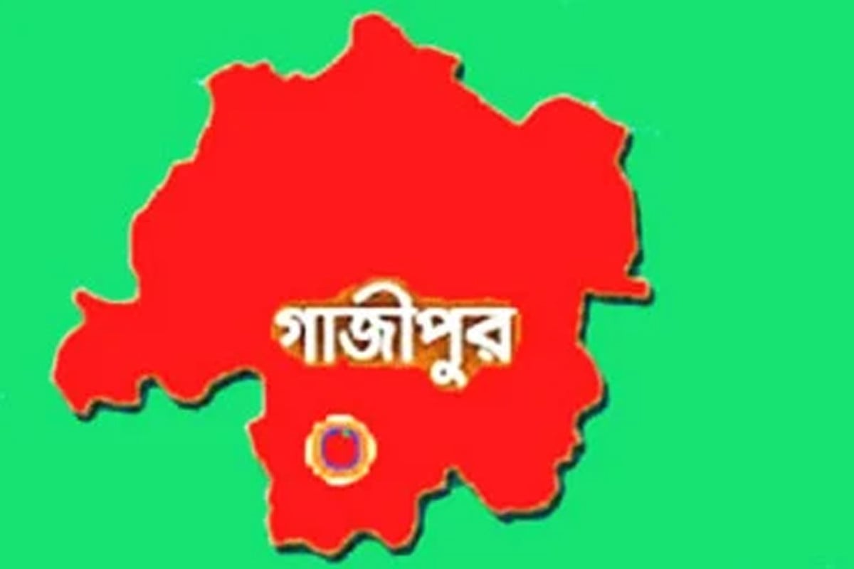 তালাকের জেরে স্ত্রীকে প্রকাশ্যে ছুরিকাঘাতে হত্যা
