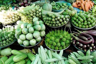 হাতবদলে সবজির দাম ৪ গুণ