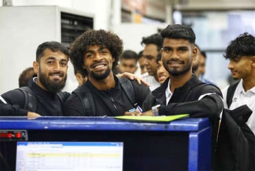 হারের হতাশা নিয়েই হংকংয়ের পথে বাংলাদেশ দল