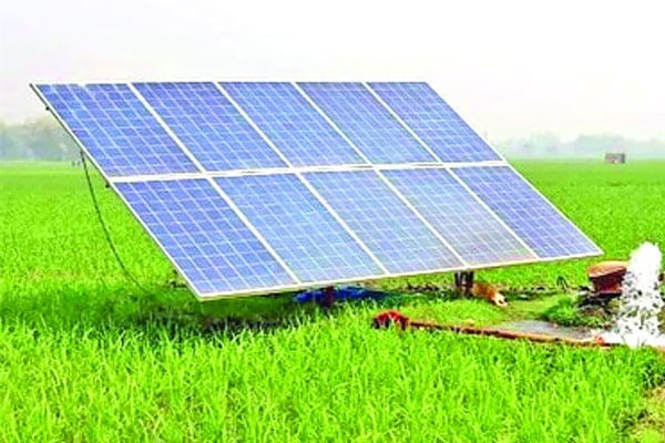 সৌরবিদ্যুৎ উৎপাদন পতিত জমিতে