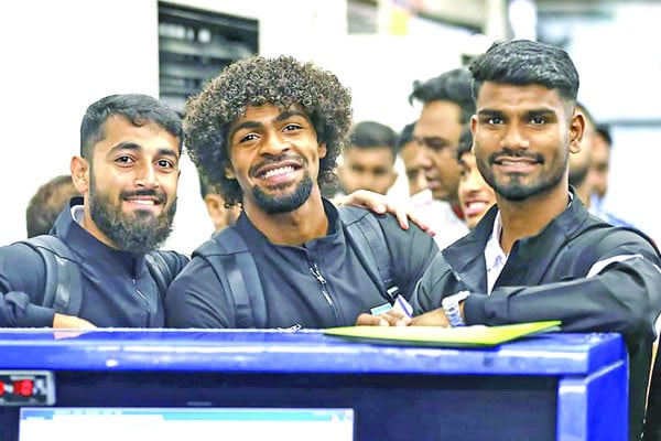 হামজাদের হংকং যাত্রা