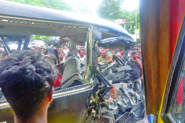 র‌্যাব সদস্যসহ দুজন নিহত, আহত ৩৪
