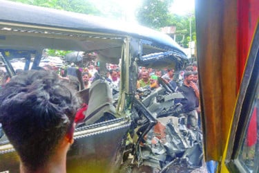 র‌্যাব সদস্যসহ দুজন নিহত, আহত ৩৪