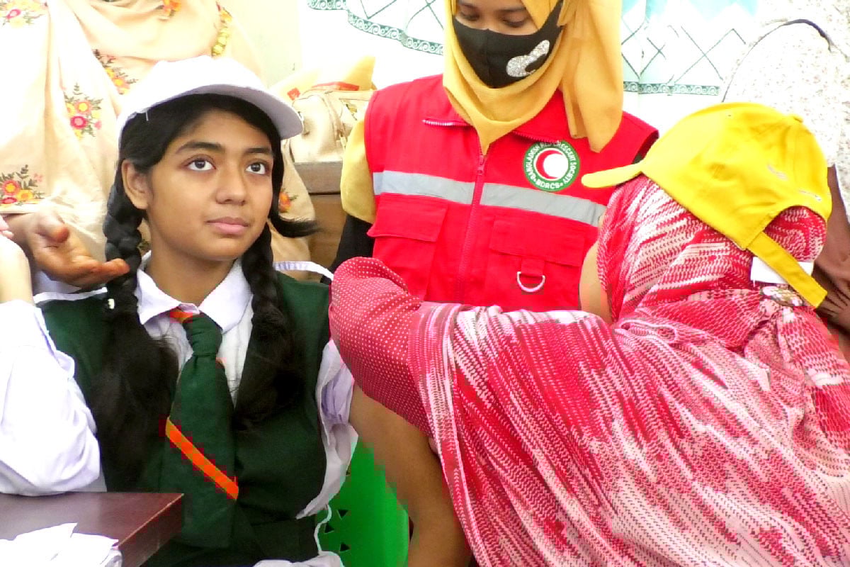লক্ষ্মীপুরে টাইফয়েড টিকাদান ক্যাম্পেইন উদ্বোধন