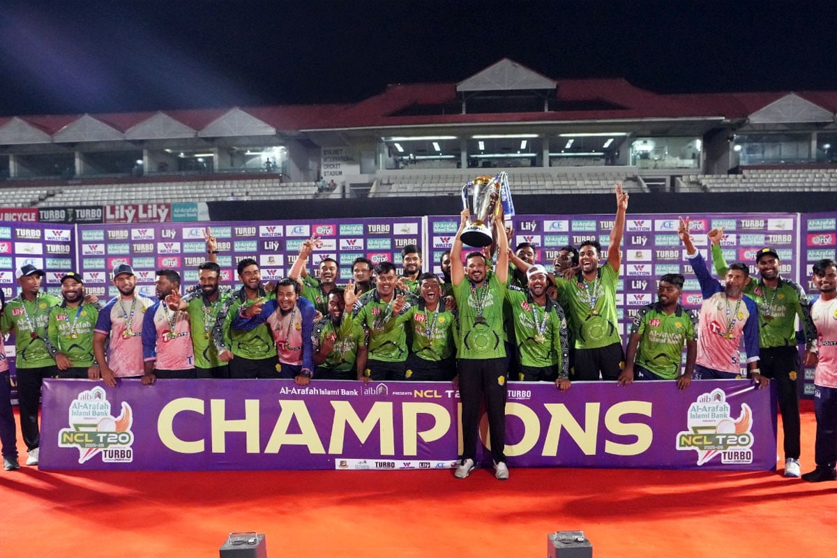 খুলনাকে উড়িয়ে এনসিএল টি-টোয়েন্টি চ্যাম্পিয়ন রংপুর