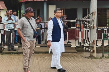 আমাকে ক্রসফায়ার করবে বলেই জানতাম: সালাহউদ্দিন আহমেদ